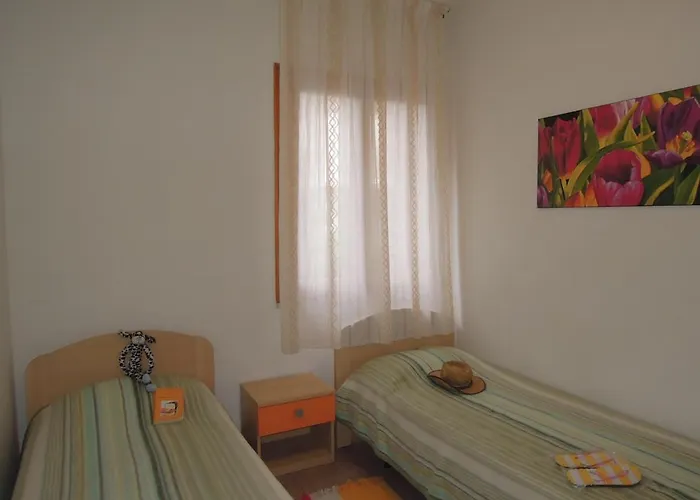 Lejlighed Flat For 6 Guests With Private Garden Bibione